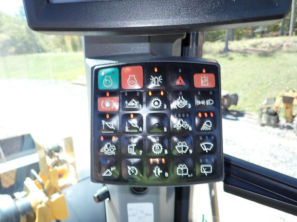 Used 2019 John Deere 744L Wheel Loader QUICK COUPLER!