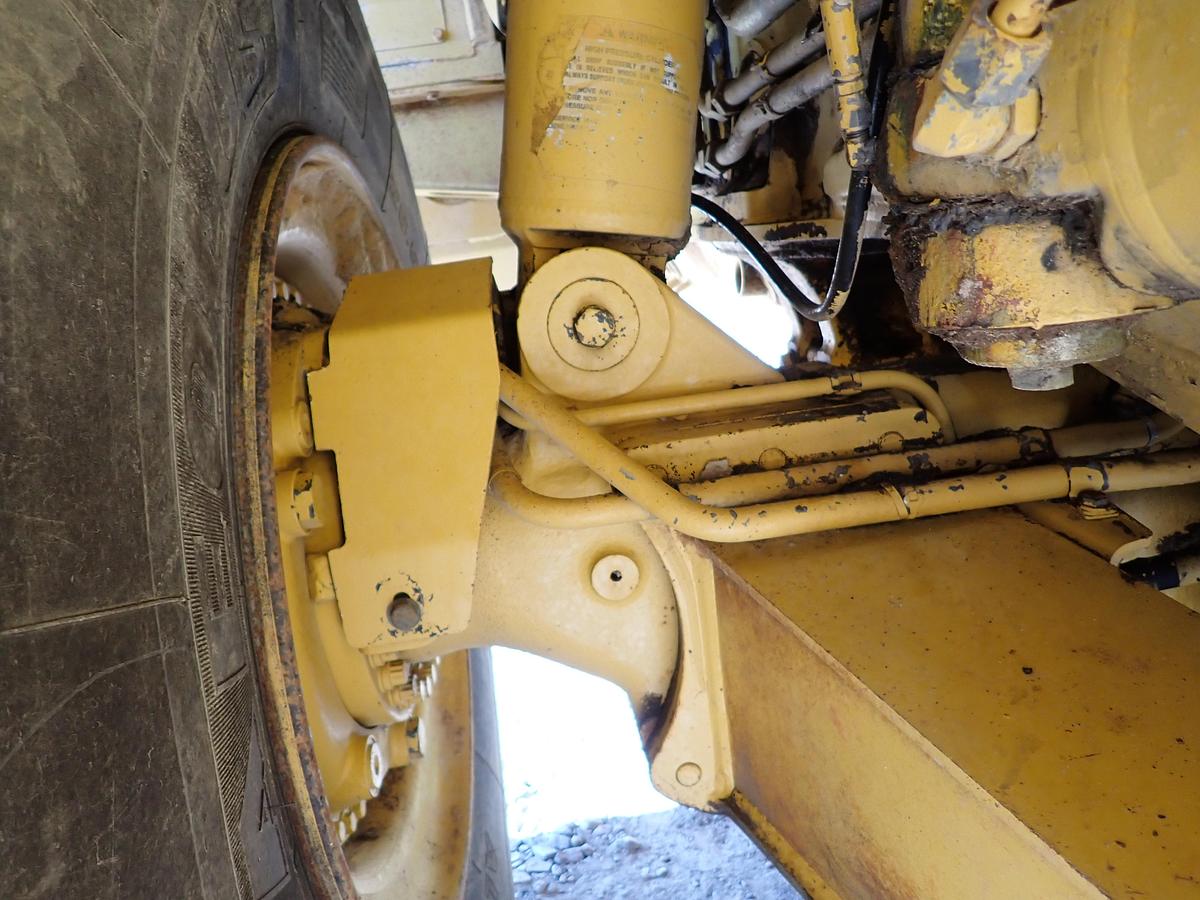 Used 2004 CAT 735 Articulated Haul Truck