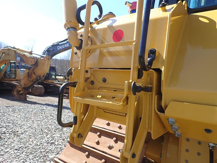 Used 2022 CAT D6 LGP Crawler Dozer