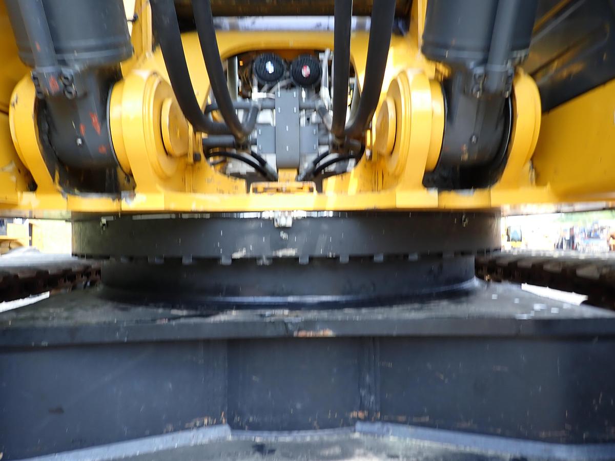 Used 2021 John Deere 870G LC Hydraulic Excavator MASS EXCAVATING BOOM