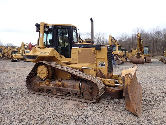 Used 2002 CAT D6M XL