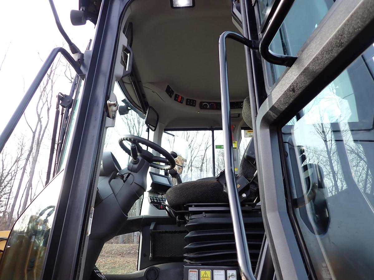 Used 2017 CAT 926M Wheel Loader 738 ORIGINAL HOURS!