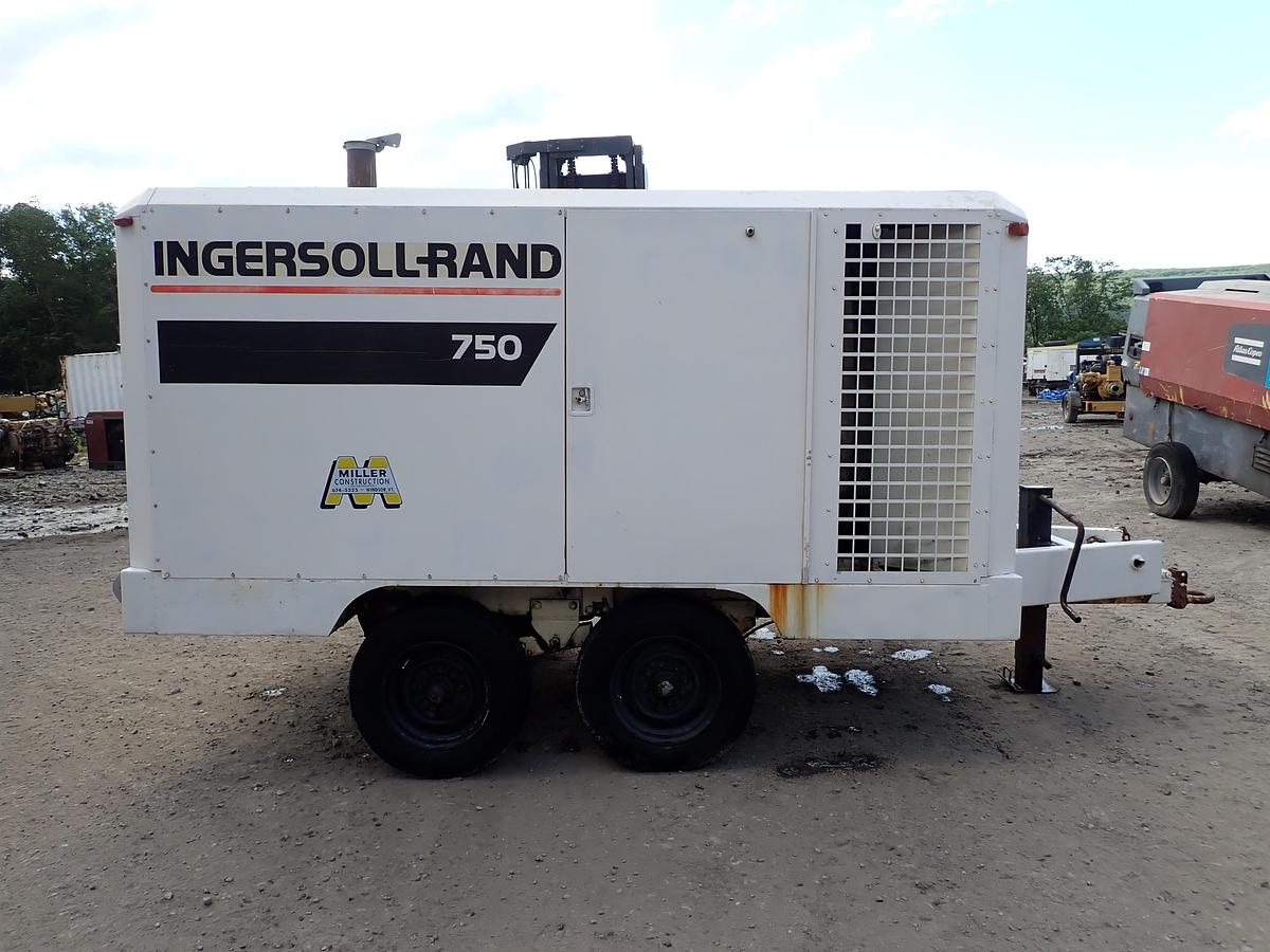 Used 1986 Ingersoll Rand P750WCU 750 CFM Air Compressor