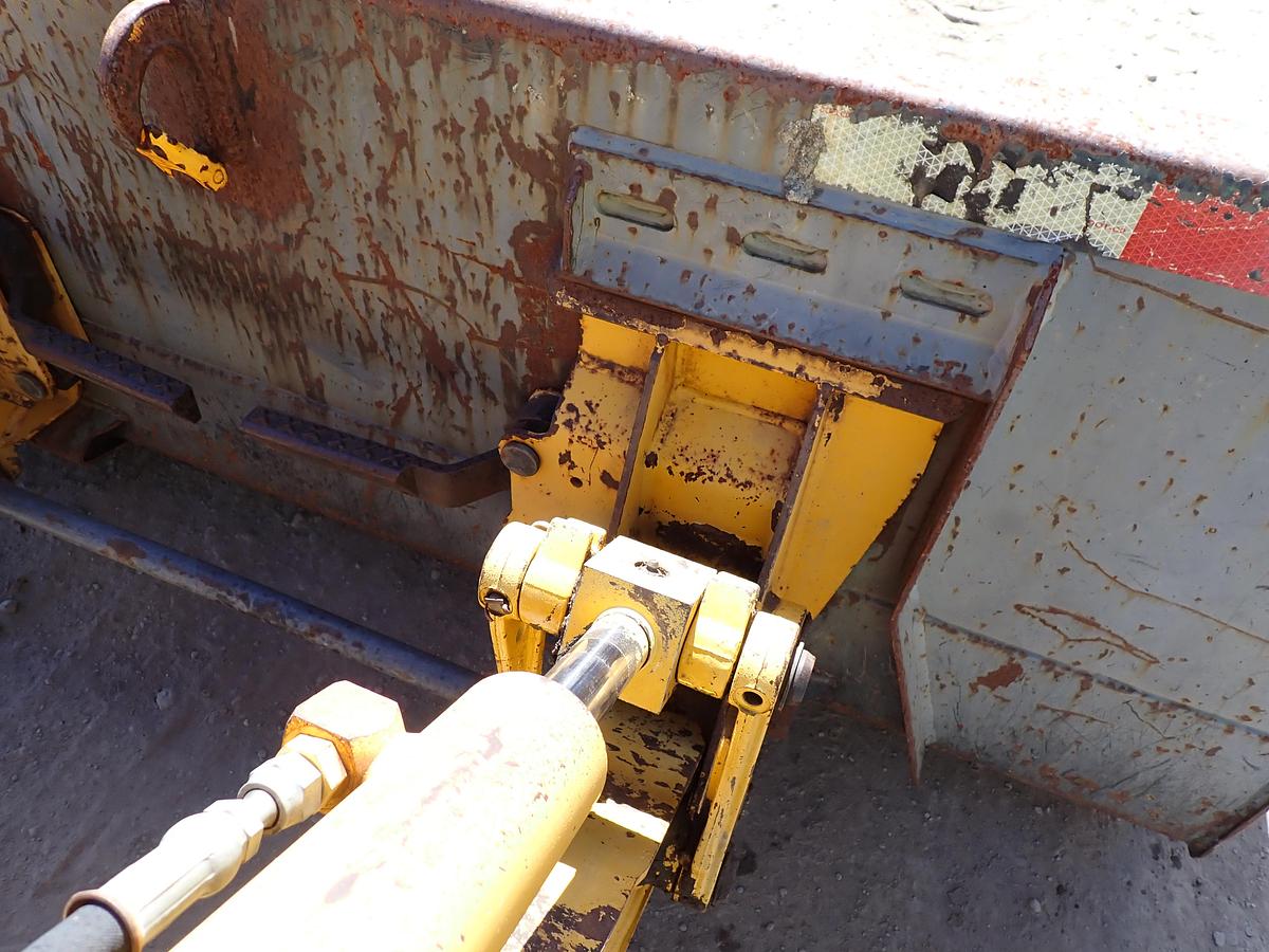 Used 2011 John Deere 110 Loader Backhoe
