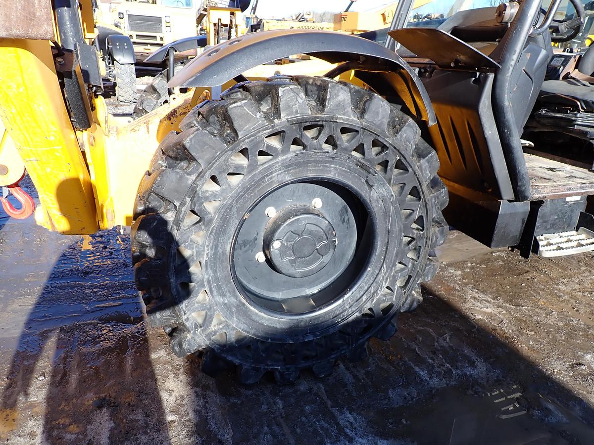 Used 2018 JCB 510-56 10K Telehandler