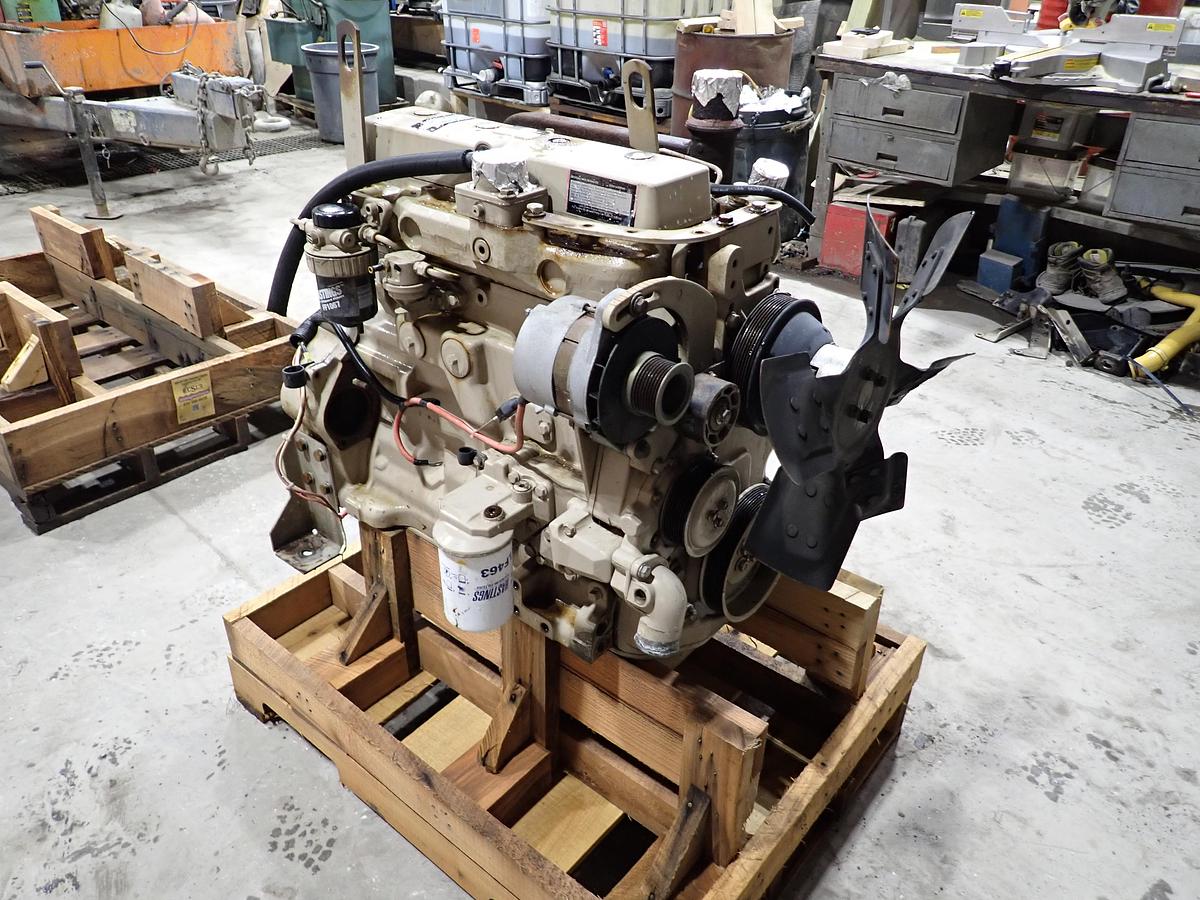 Used 2000 John Deere 4045DF150 Diesel Engine