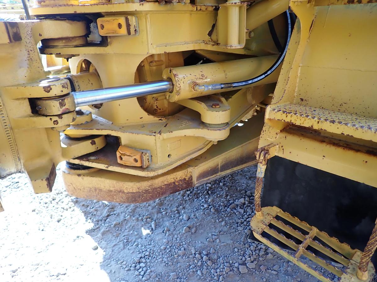 Used 2004 CAT 735 Articulated Haul Truck