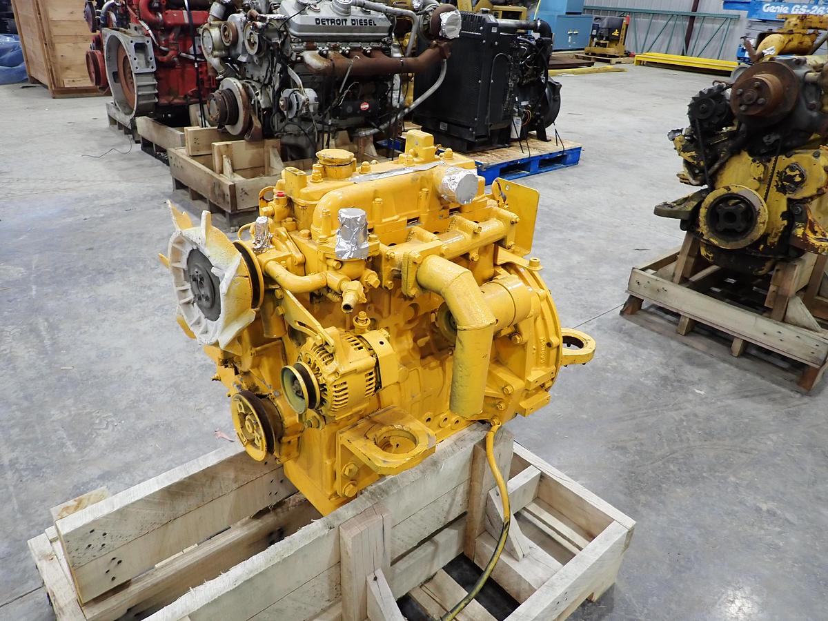 Used 2000 CAT 3024 Diesel Engine 304.5 EXCAVATOR
