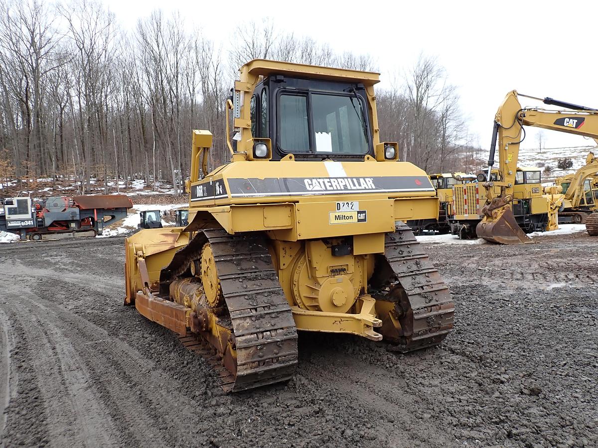 Used 2004 CAT D6R XL II