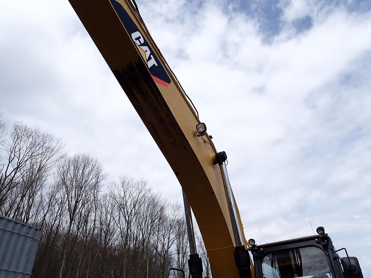 Used 2015 CAT 329FL Hydraulic Excavator 