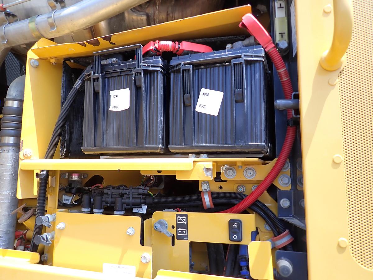 Used 2016 John Deere 772GP Motor Grader w/ GPS