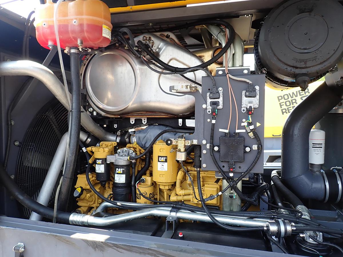 Used 2019 Atlas Copco XAS950CD8 950 CFM Air Compressor 1496 HOURS