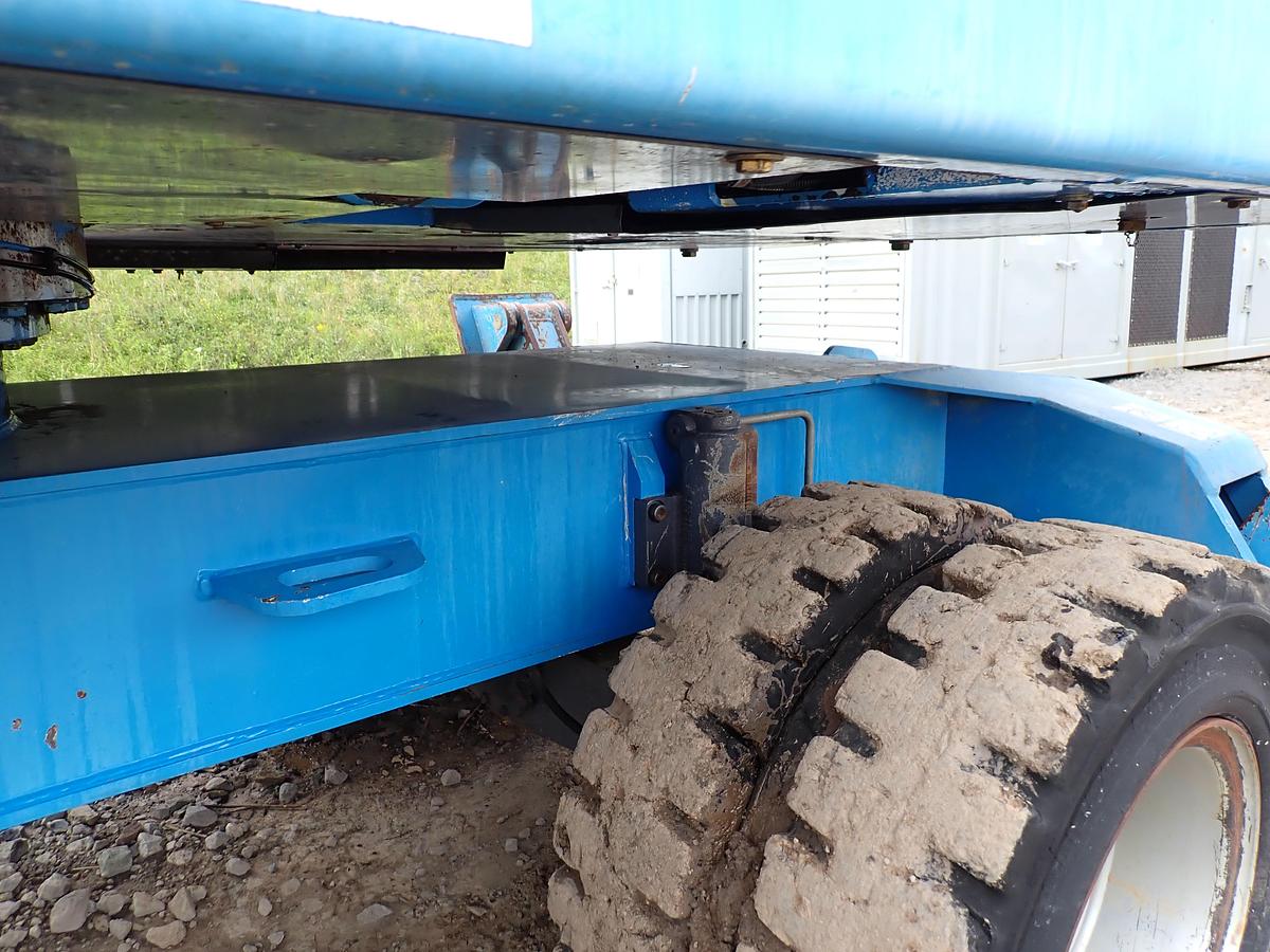 Used 2011 Fuchs MHL340 Wheeled Material Handler