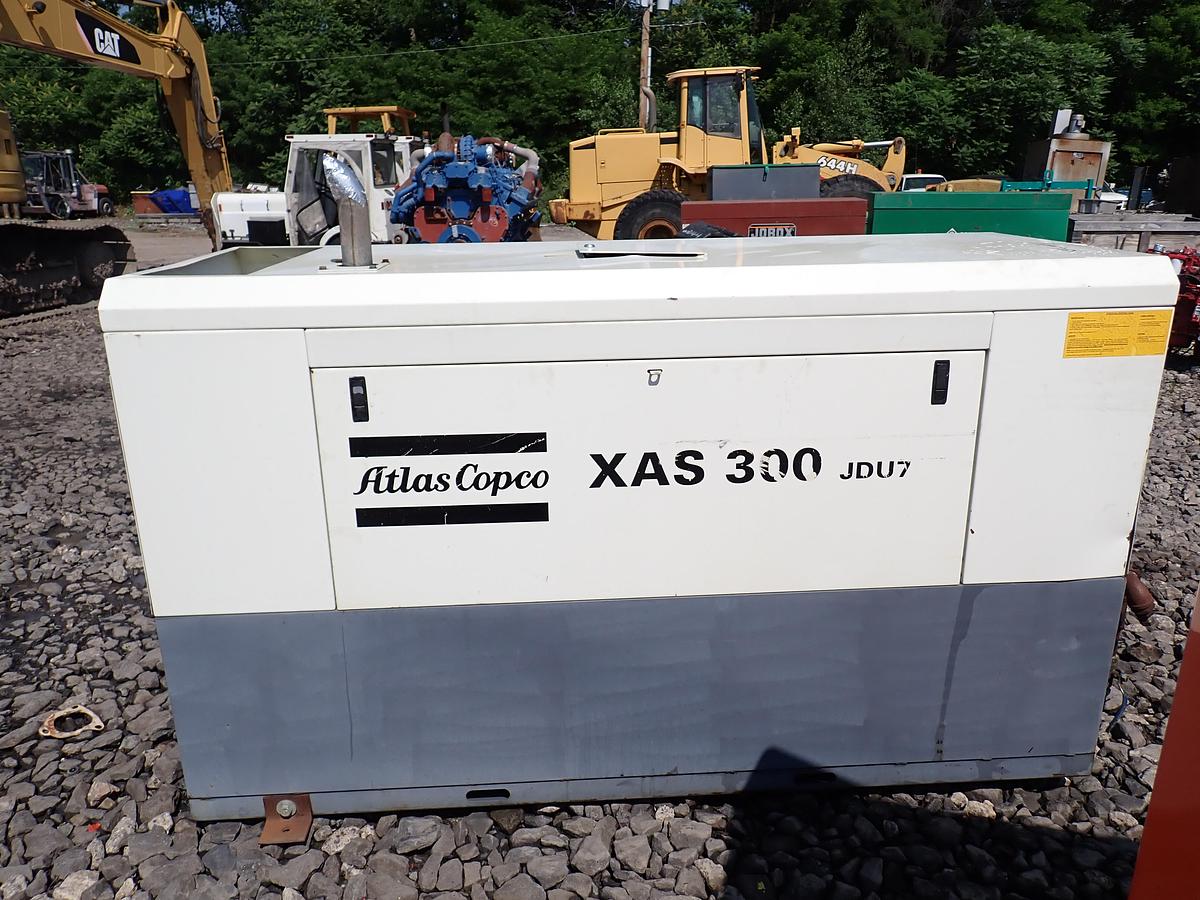 Used 2014 Atlas Copco XAS300 JDU7 300 CFM Air Compressor