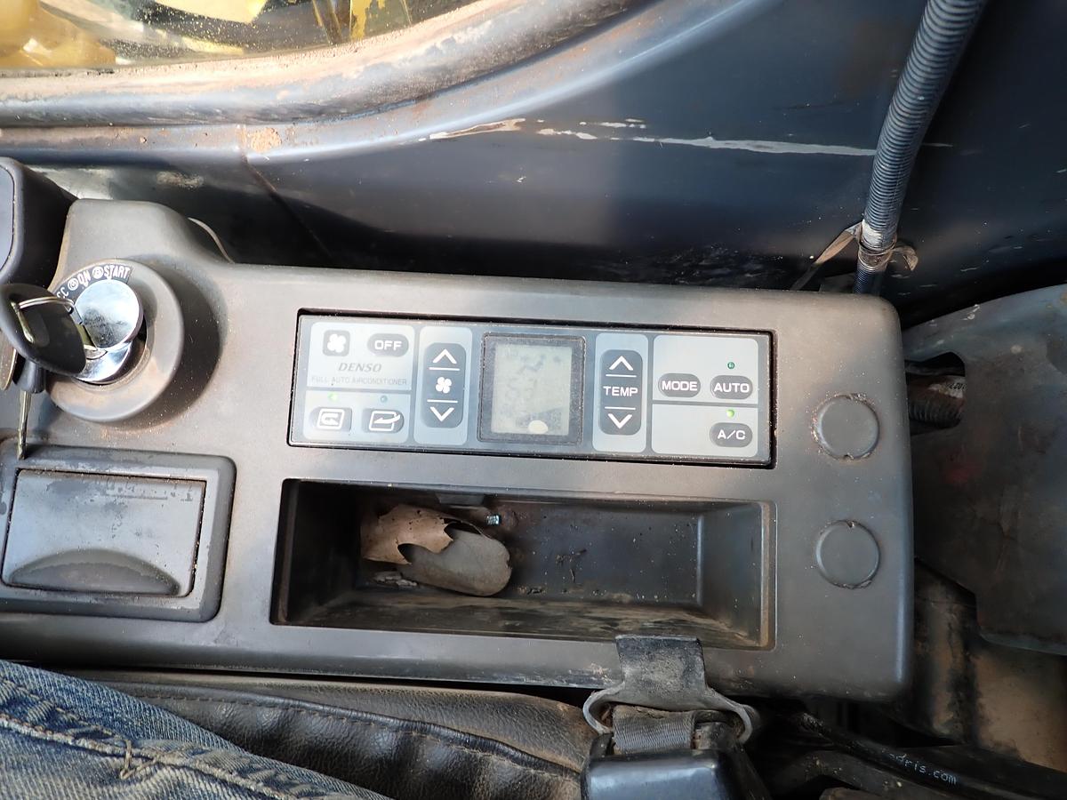 Used 2004 John Deere 160C LC Hydraulic Excavator Q/C Aux. Hydraulics