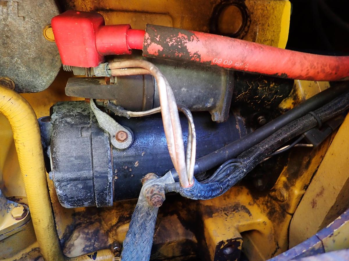 Used 1998 John Deere 6081AT002