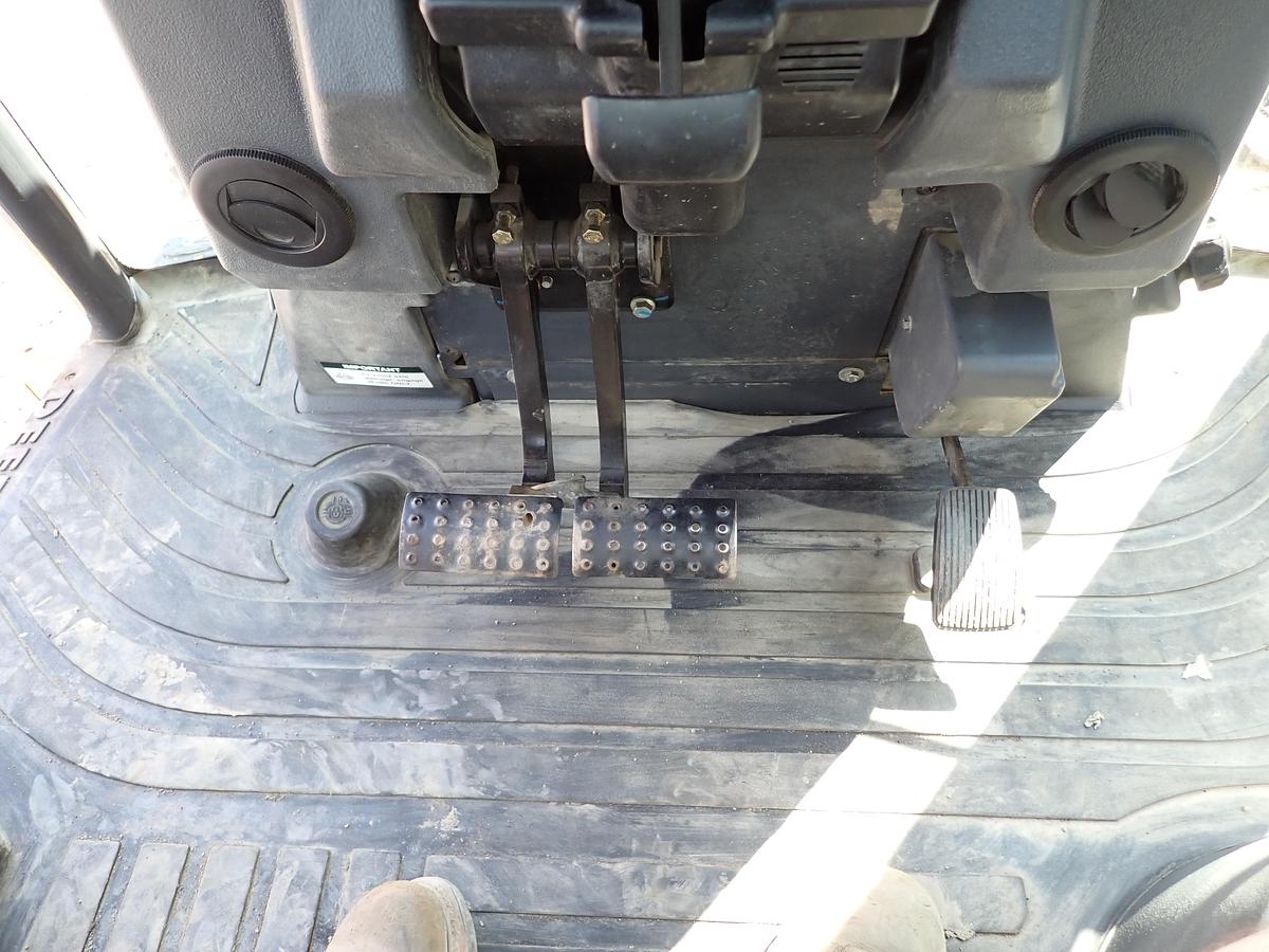 Used 2018 John Deere 410L Loader Backhoe LOADED! Q/C FORKS EXTENDAHOE