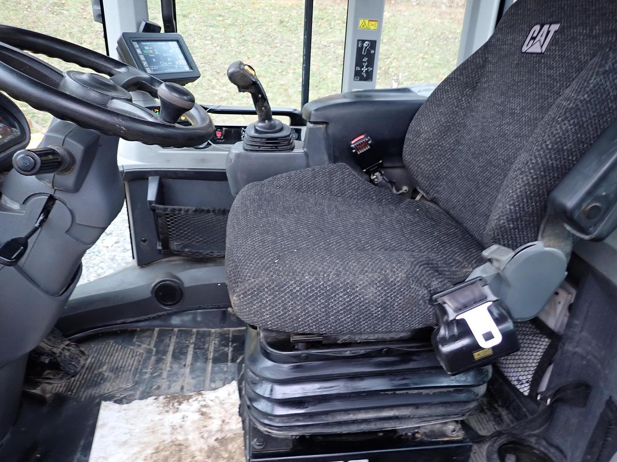 Used 2019 CAT 938M Wheel Loader