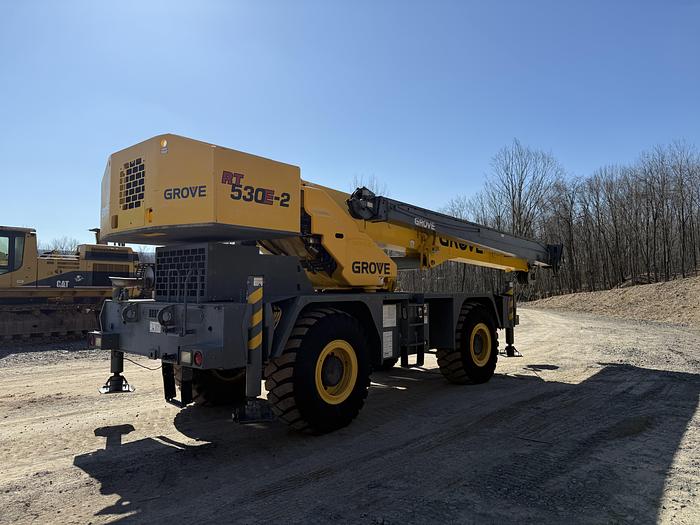 Used Grove RT530
