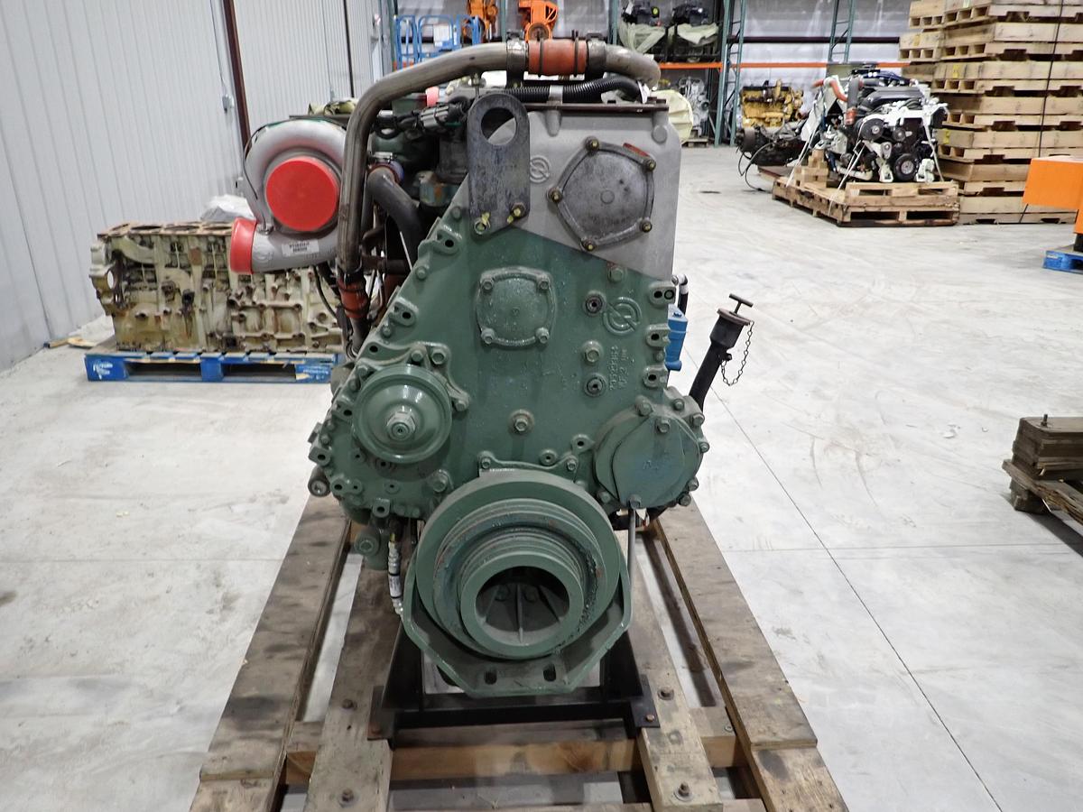 Refurbished 2003 Detroit Diesel 14 Liter Series 60 Truck Engine REBUILT!