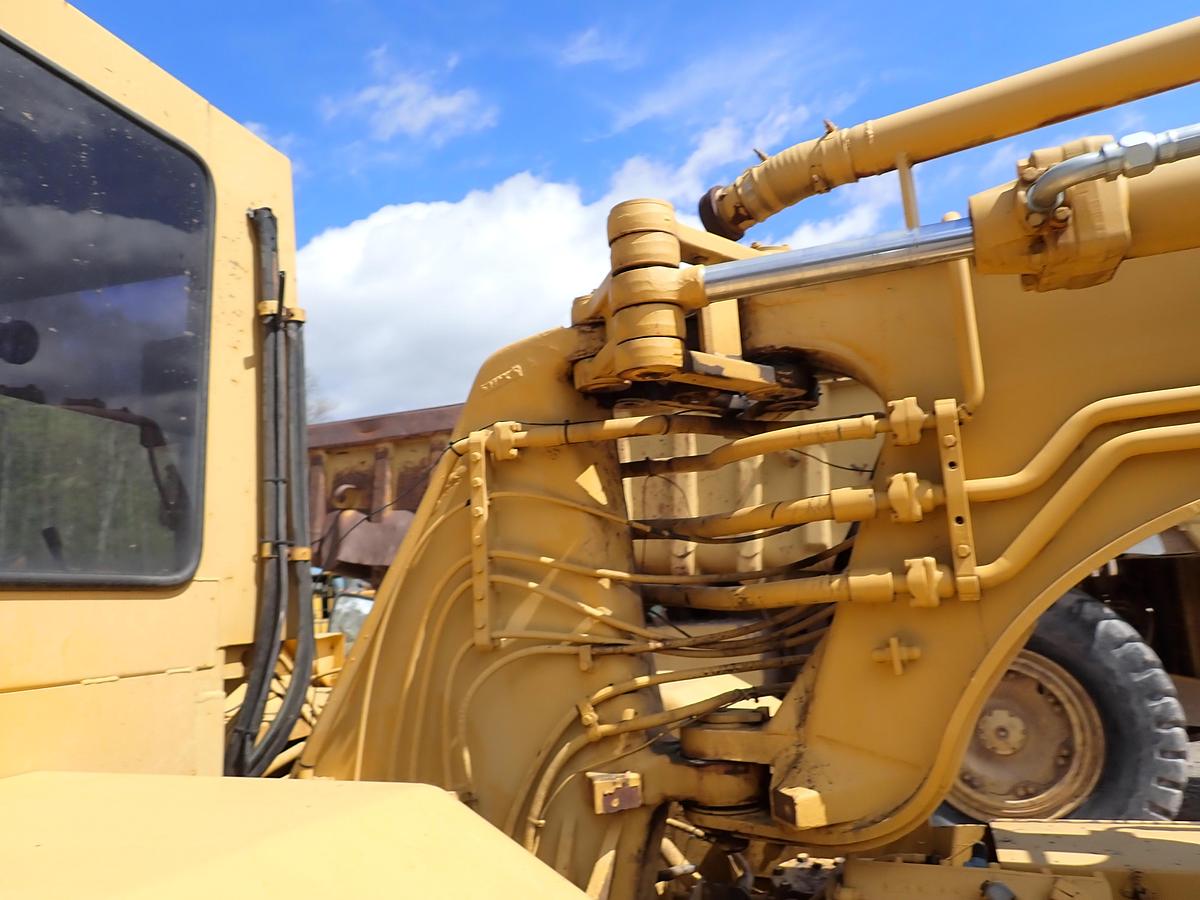 Used 1979 CAT 613B 5000 Gallon Water Wagon