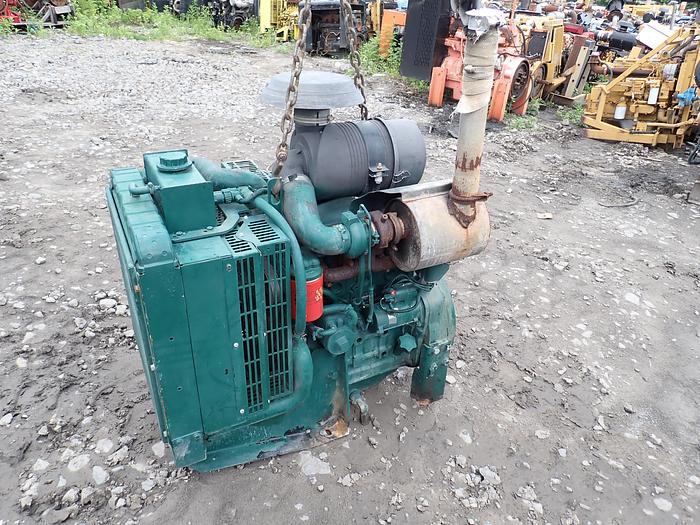 Used John Deere 4024TF281
