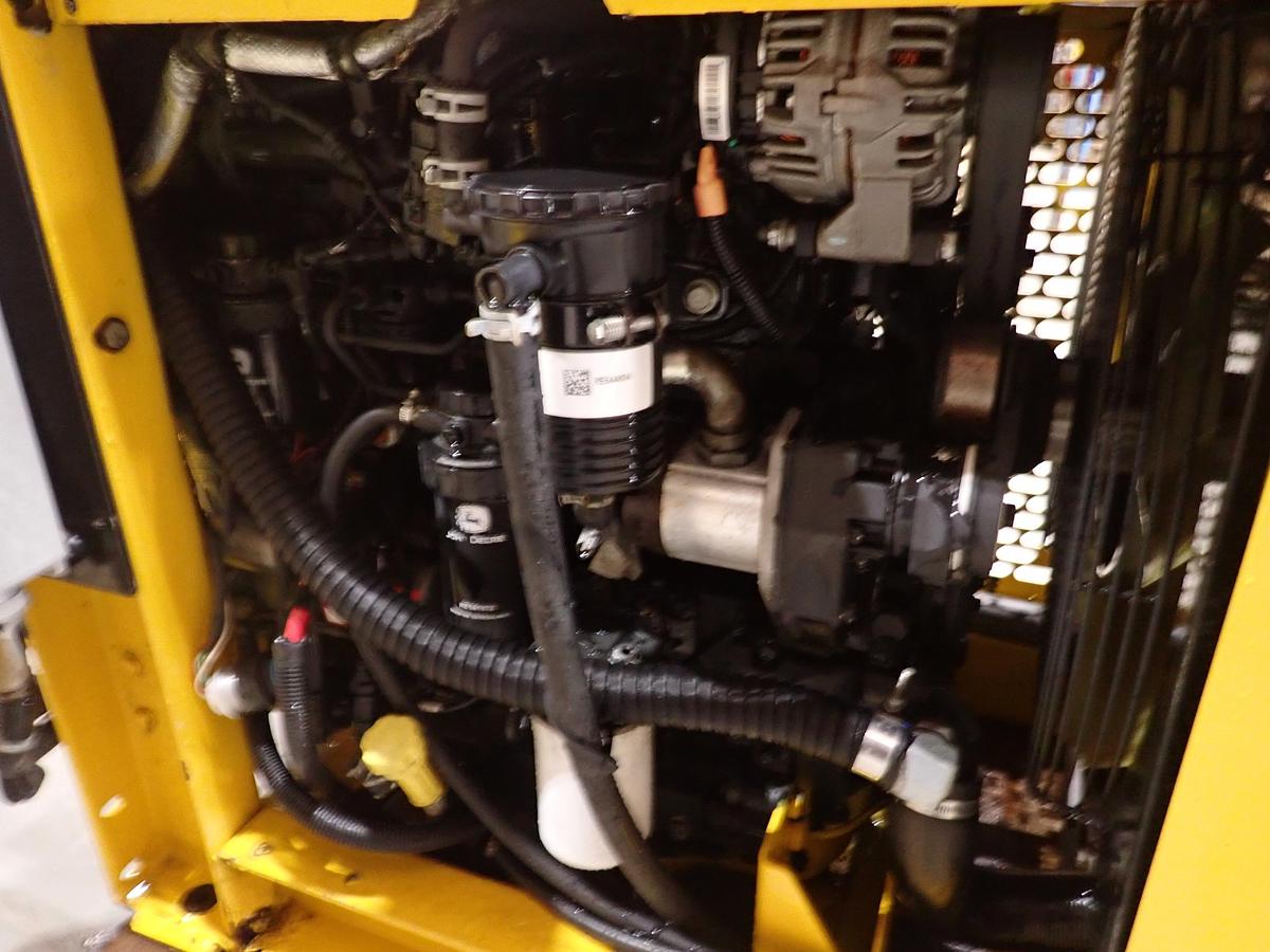 Used John Deere 4045HFC92