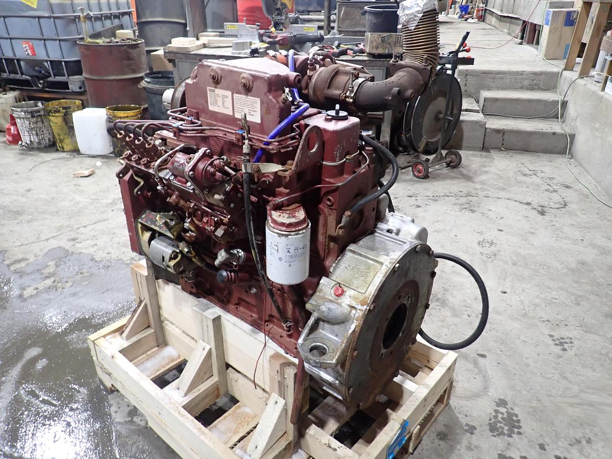 Used 2004 Cummins B3.9C 125 Turbo Diesel Engine P PUMP! CPL 2264