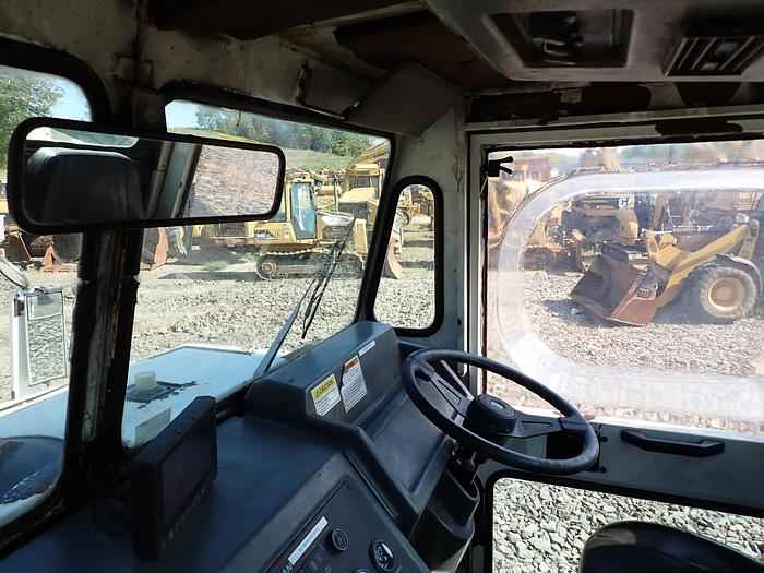 Used 2005 Elgin Pelican
