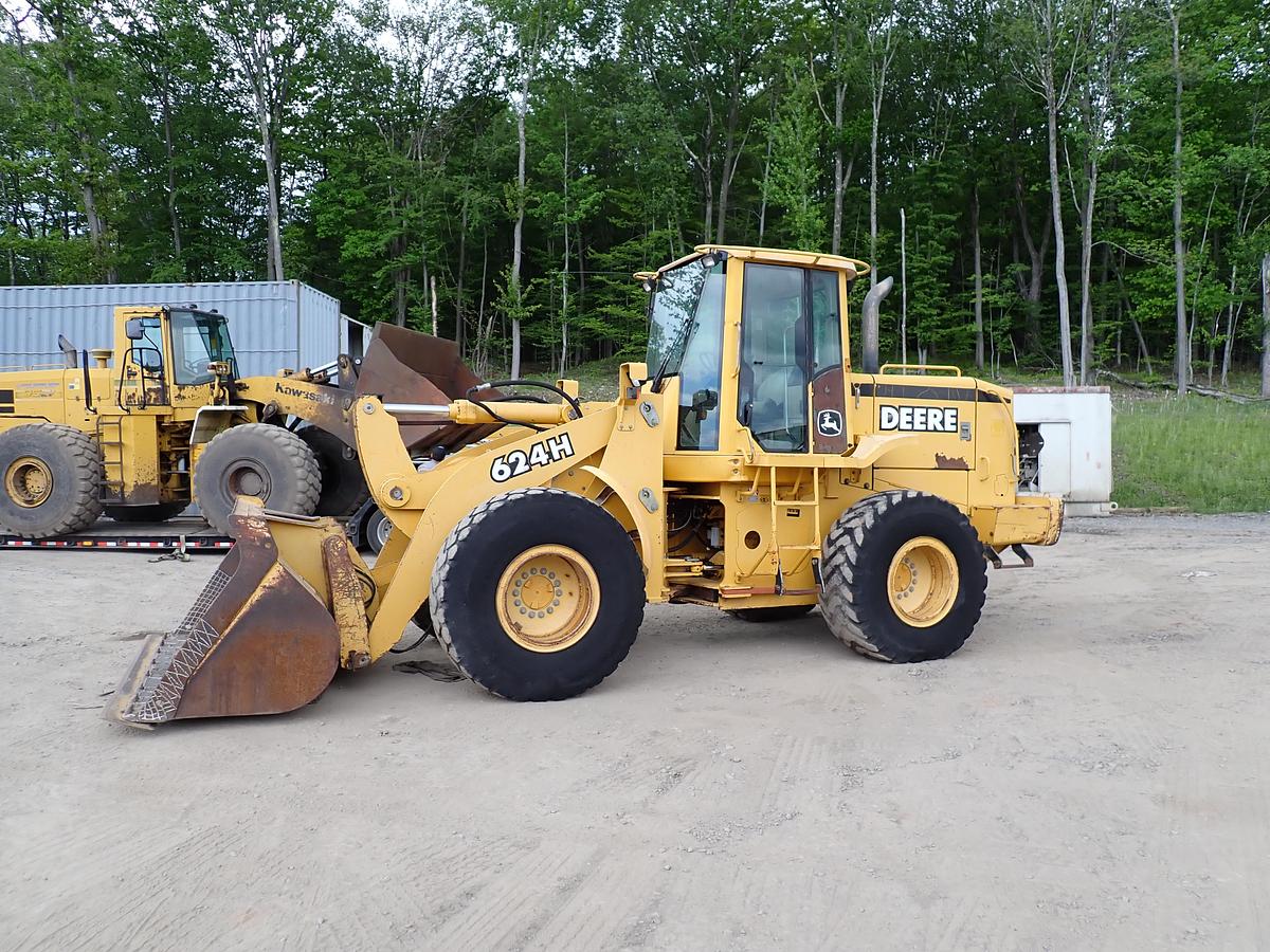Used 2001 John Deere 624H Wheel Loader