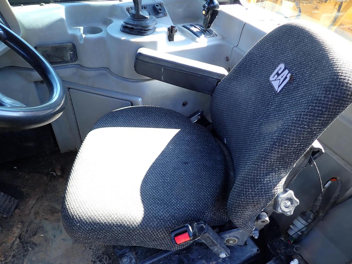 Used 2007 CAT 621G Motor Scraper