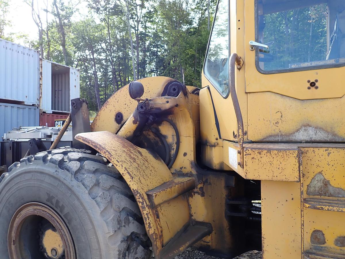 Used 1976 CAT 950 Wheel Loader w/ FORKS