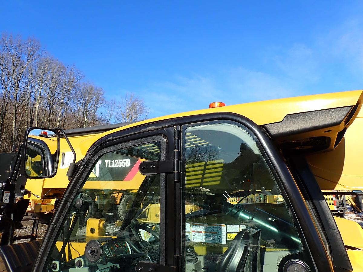 Used 2019 CAT TL1255D