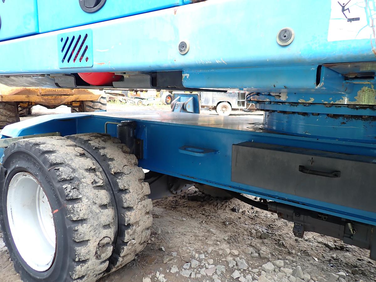 Used 2011 Fuchs MHL340 Wheeled Material Handler