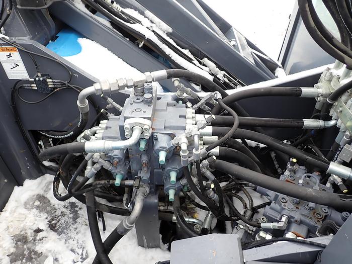 Used 2019 Fuchs MHL340 Material Handler w/ Anvil Rotating Grapple