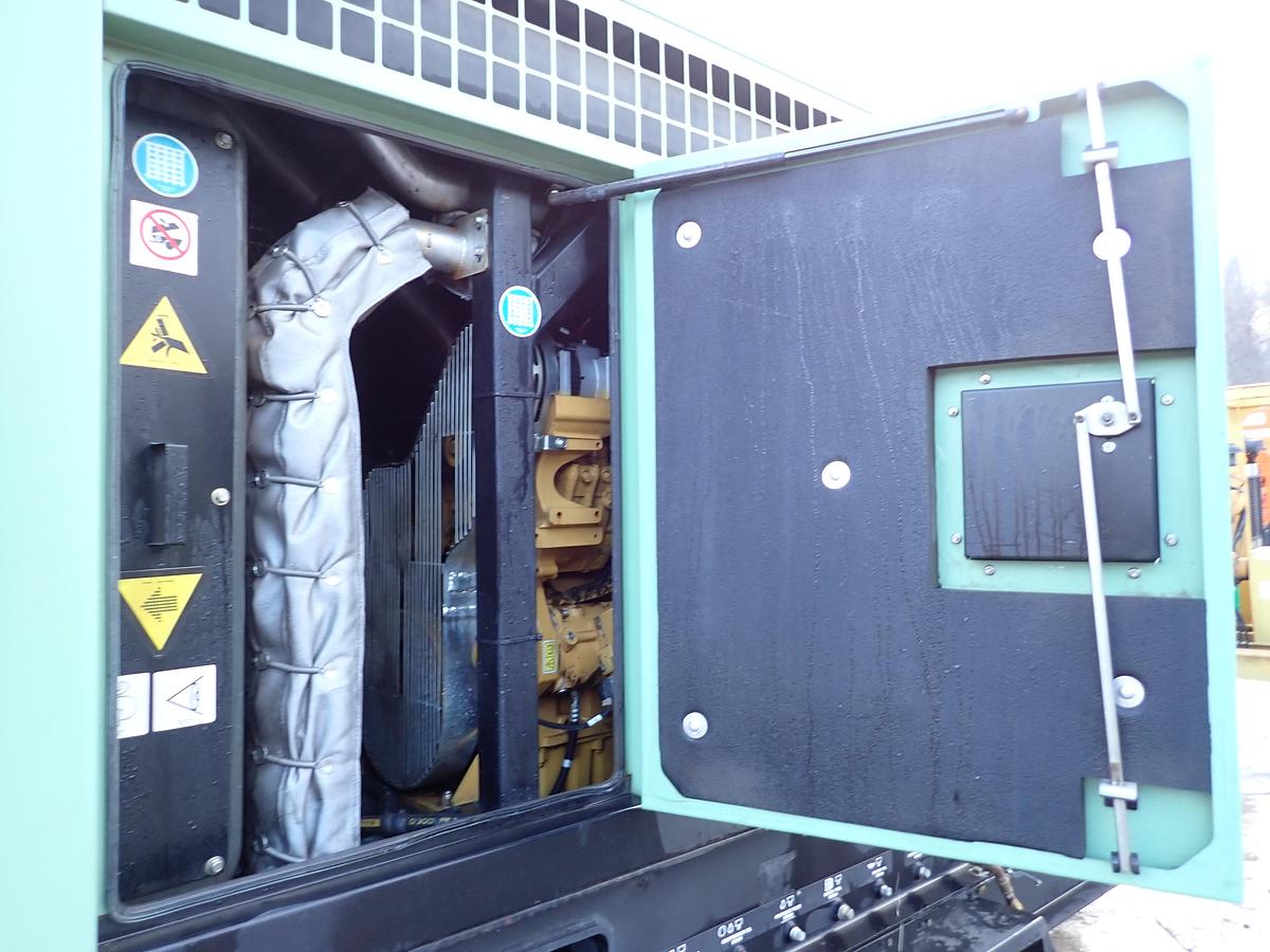 Used 2015 Sullair 900CH/AFDTQ-CA4 900 CFM Air Compressor