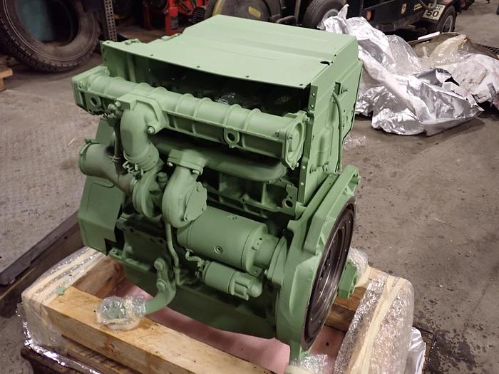 DEUTZ BF4L1011 Turbo Diesel Engine UNUSED!