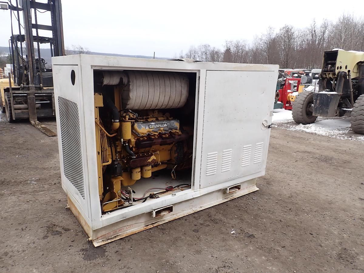 Used 1999 CAT SR4B 175 KW Generator Set