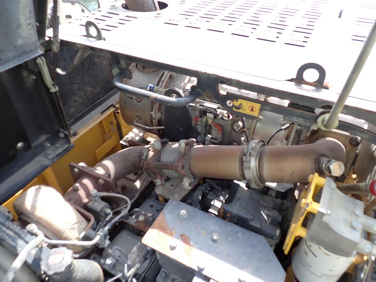 Used 2013 Komatsu PC490LC-10 Excavator 