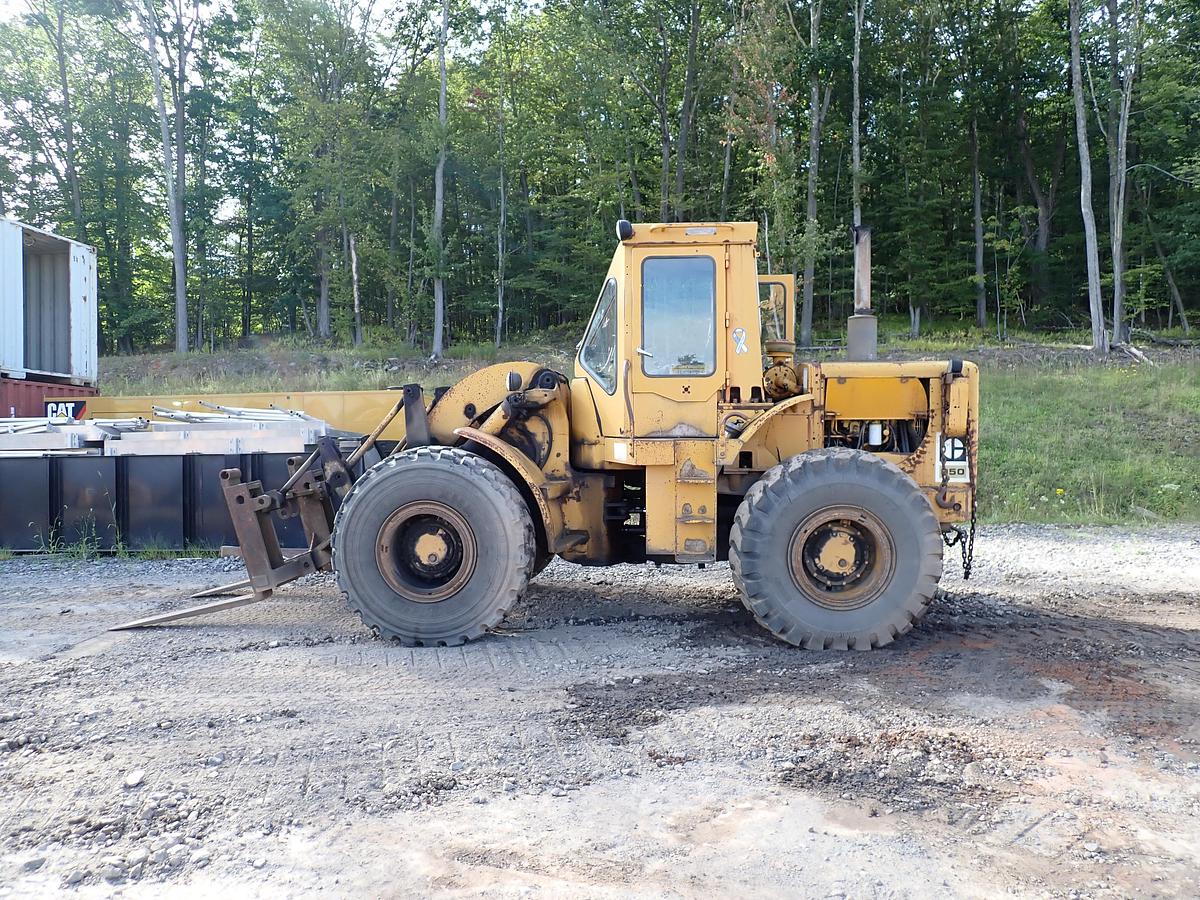 Used 1976 CAT 950 Wheel Loader w/ FORKS