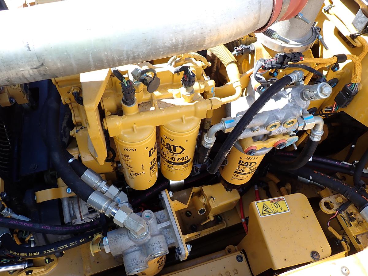 Used 2014 CAT 740B Articulated Truck