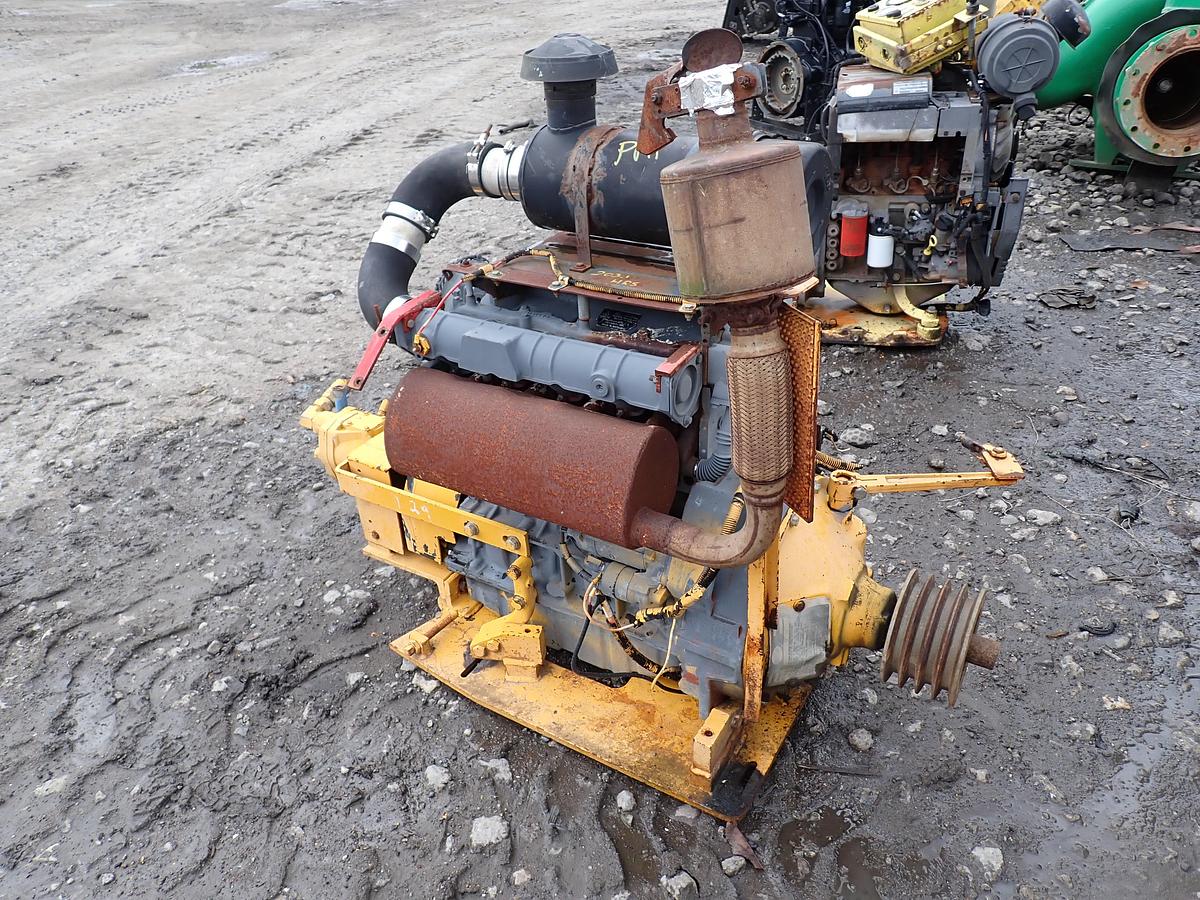 Used DEUTZ D2011 L04I Diesel Engine POWER UNIT w/ PTO Clutch