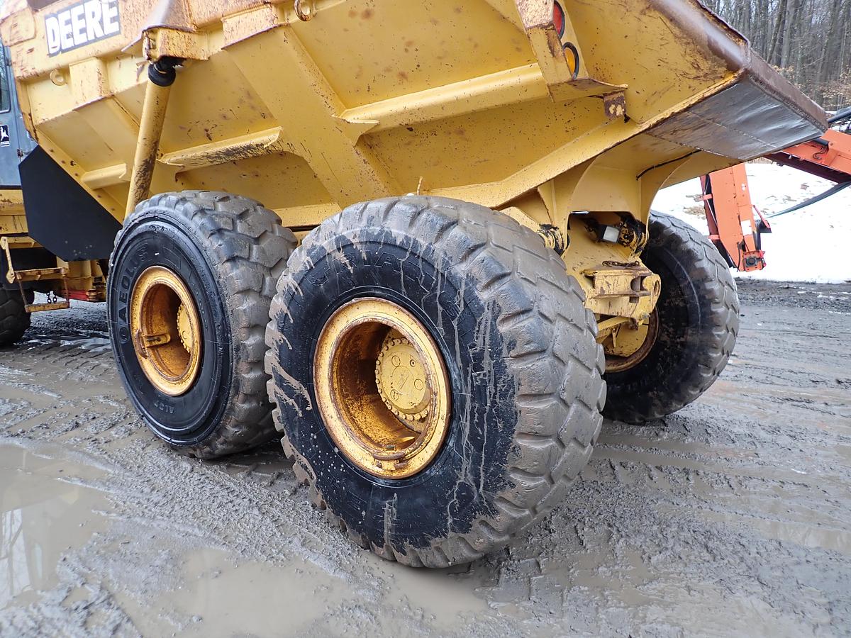 Used 2000 John Deere 300C Articulated Haul Truck