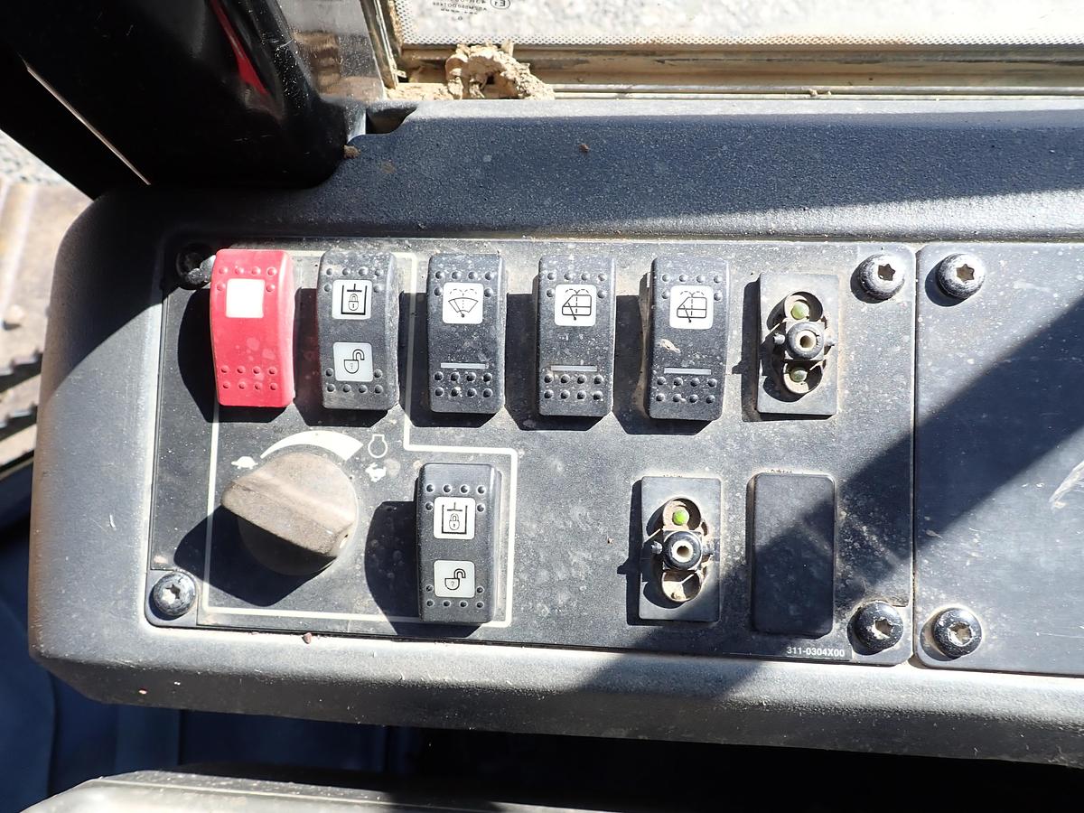 Used 2011 CAT D5K XL Crawler Dozer REBUILT ENGINE! PRE-EMISSIONS