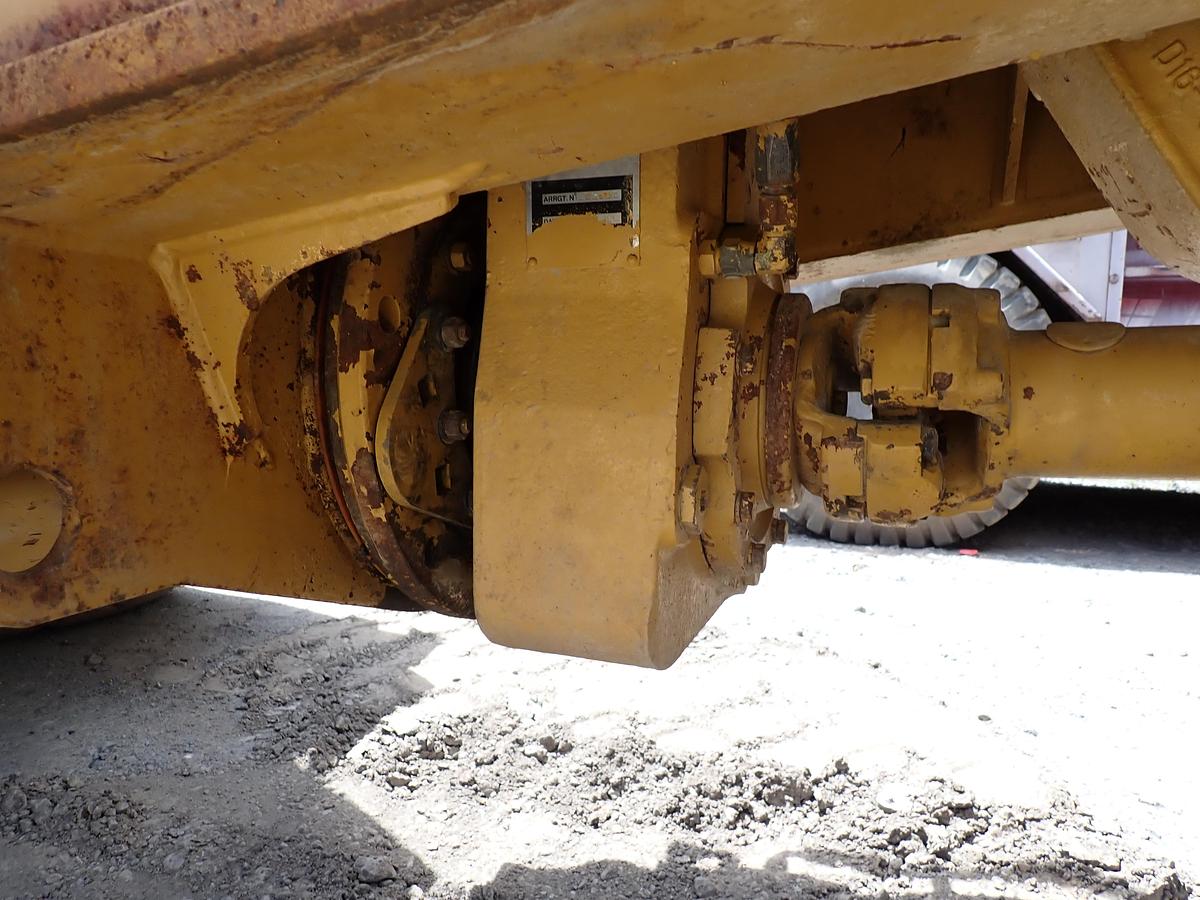 Used 1991 CAT D350D Articulated Haul Truck