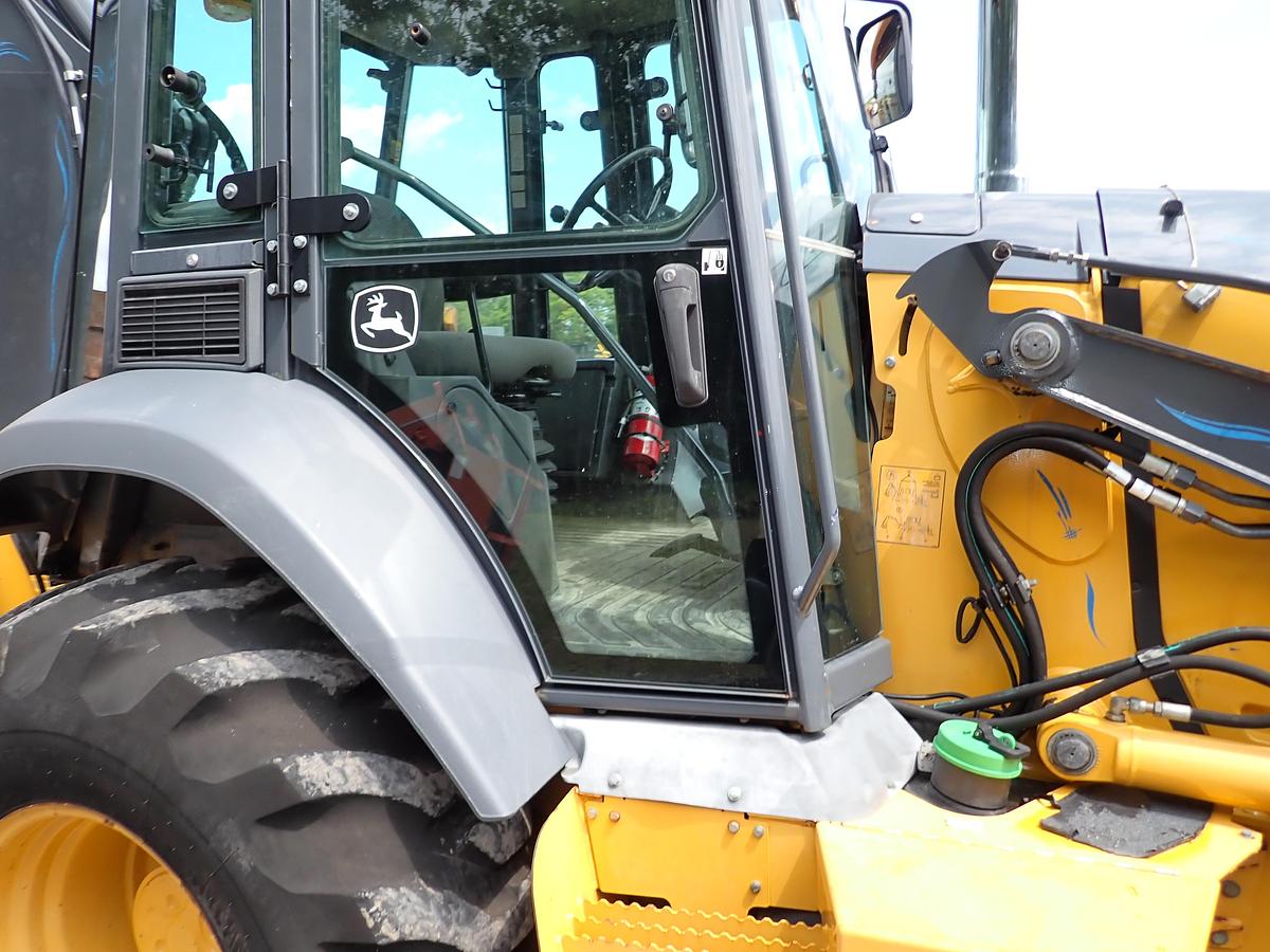 Used 2018 John Deere 410L Loader Backhoe LOADED! Q/C FORKS EXTENDAHOE