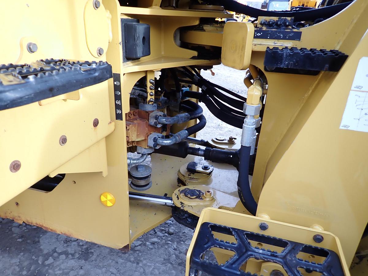 Used 2017 CAT 926M Wheel Loader 738 ORIGINAL HOURS!