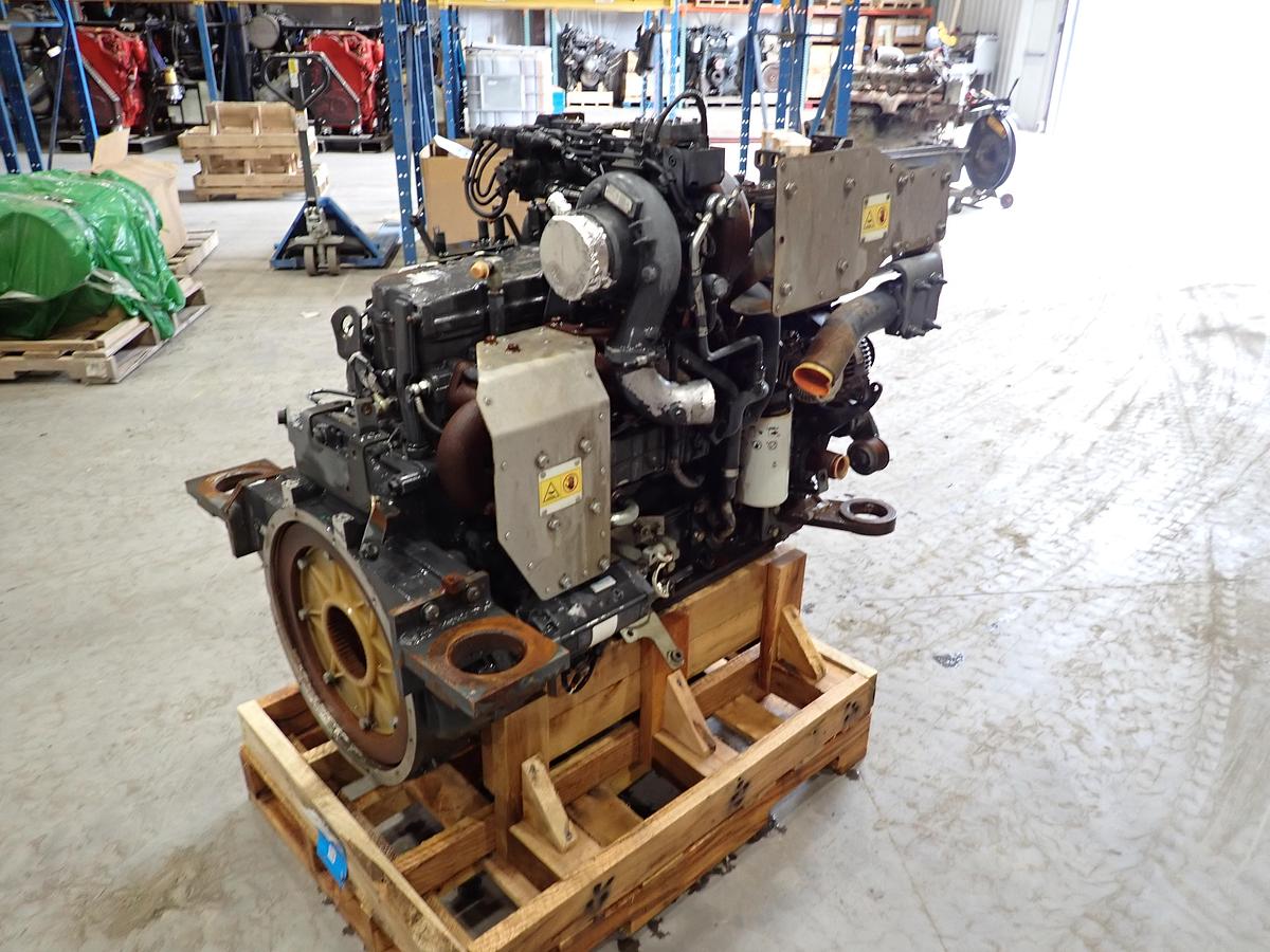 Used 2014 Komatsu SAA6D107E-2 Diesel Engine