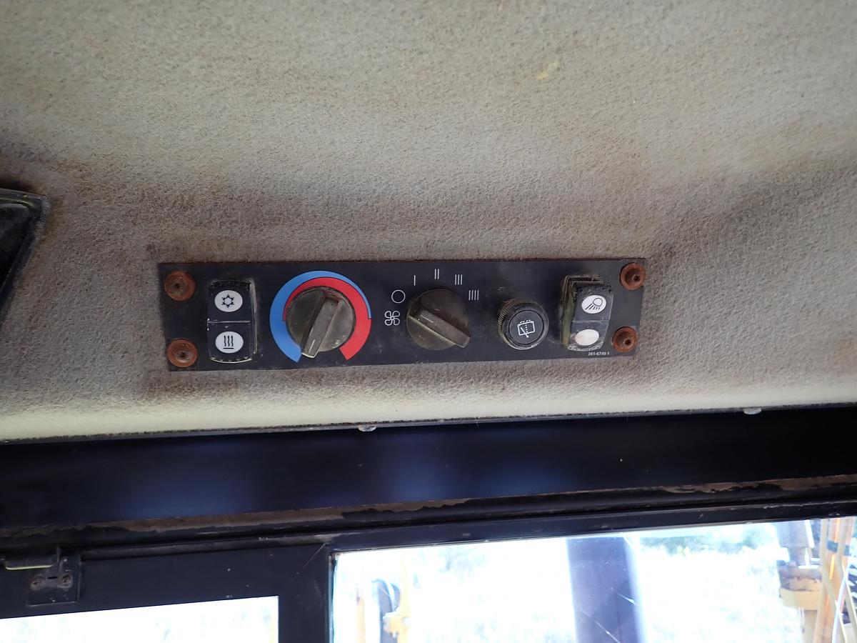 Used 2007 CAT 621G Motor Scraper