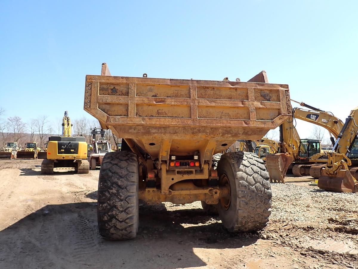 Used 2012 CAT 740B Articulated Haul Truck w/ TAILGATE
